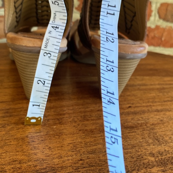 Earth Alpaca soft peep toe wedges, size 7.5, good condition - Picture 6 of 7